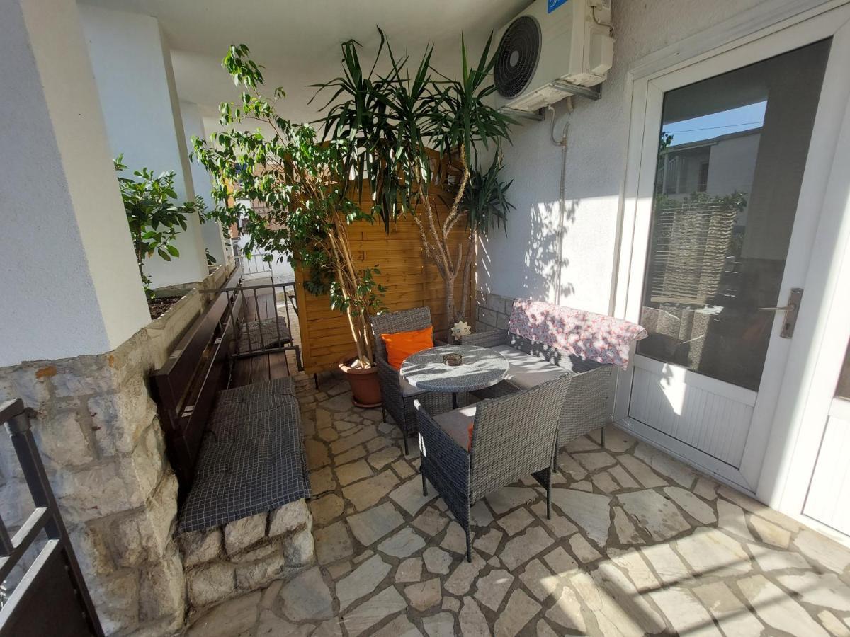 Loredana Apartments Crikvenica Ngoại thất bức ảnh
