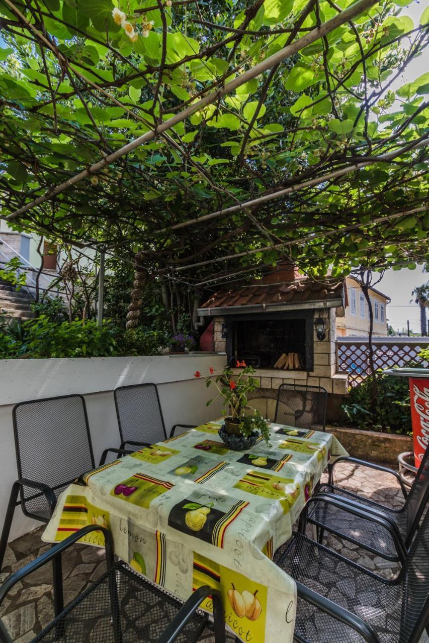 Loredana Apartments Crikvenica Ngoại thất bức ảnh